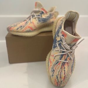 Yeezy Ultraboost like new condition